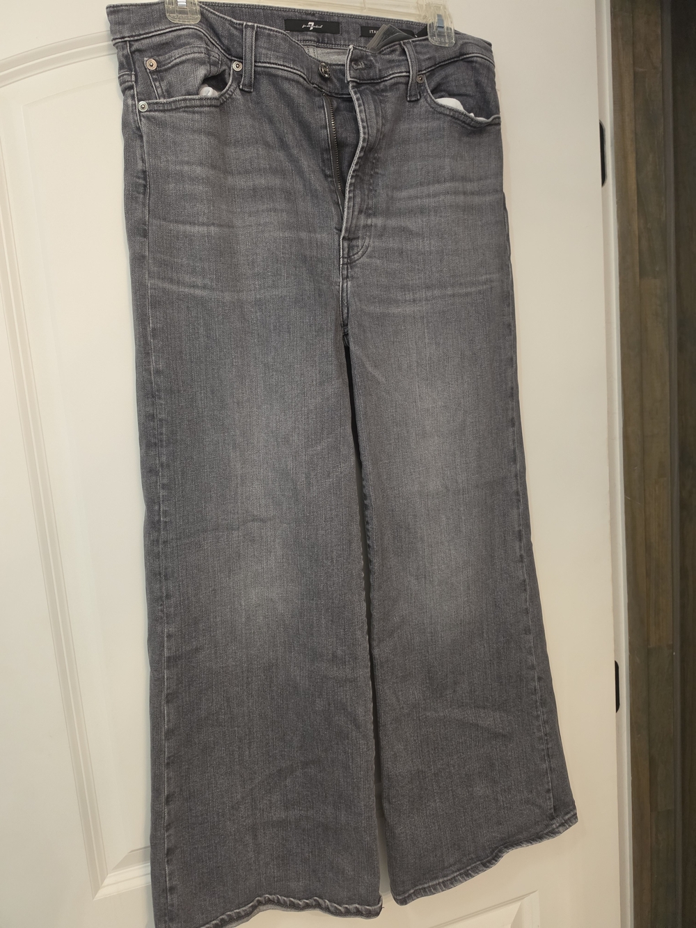 7 For All Mankind Cropped Jo Jeans Size 31